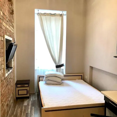 Hol Apartment *